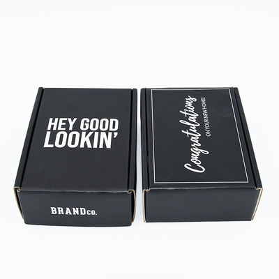 comprar 140g Matt Corrugated Mailer Boxes Two echa a un lado hoja de plata de envío impresa personalizada online manufacture