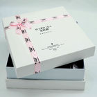 cajas de regalo de lujo blancas 300g caja de empaquetado del cuidado personal del MDF Skincare de los 30cm de los x 30cm con la cinta